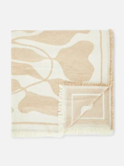 Überwurf Mit Abstraktem Blätter-Print Und Fransen Decken Und Überwurfe