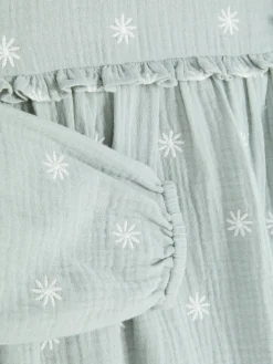 Gesmoktes Kleid Mit Langen Ärmeln Kinder Kleider