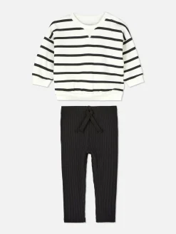 Hot Gestreiftes Sweatshirt Und Gerippte Leggings Im Set Sets Und Outfits