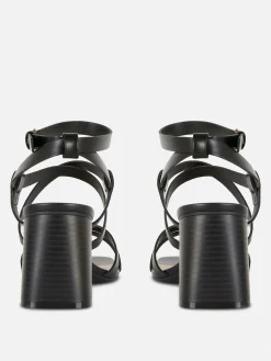 Outlet Sandalen Mit überkreuzten Riemchen Und Blockabsatz Damen Heels