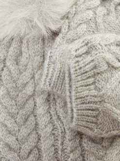 Sale Set Aus Beanie Und Fäustlingen Mit Zopfmuster Mützen Und Handschuhe