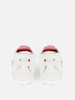 Sneaker Mit Glitzernden Sternen Sneakers