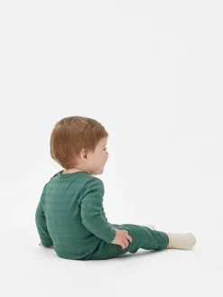 Clearance Strukturiertes T-Shirt- Und Cargohosen Im Set Sets Und Outfits